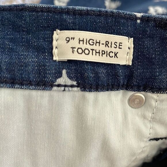 J. Crew. 9” High Rise Toothpick Jeans w/floral pattern. Size 25 - Picture 9 of 11